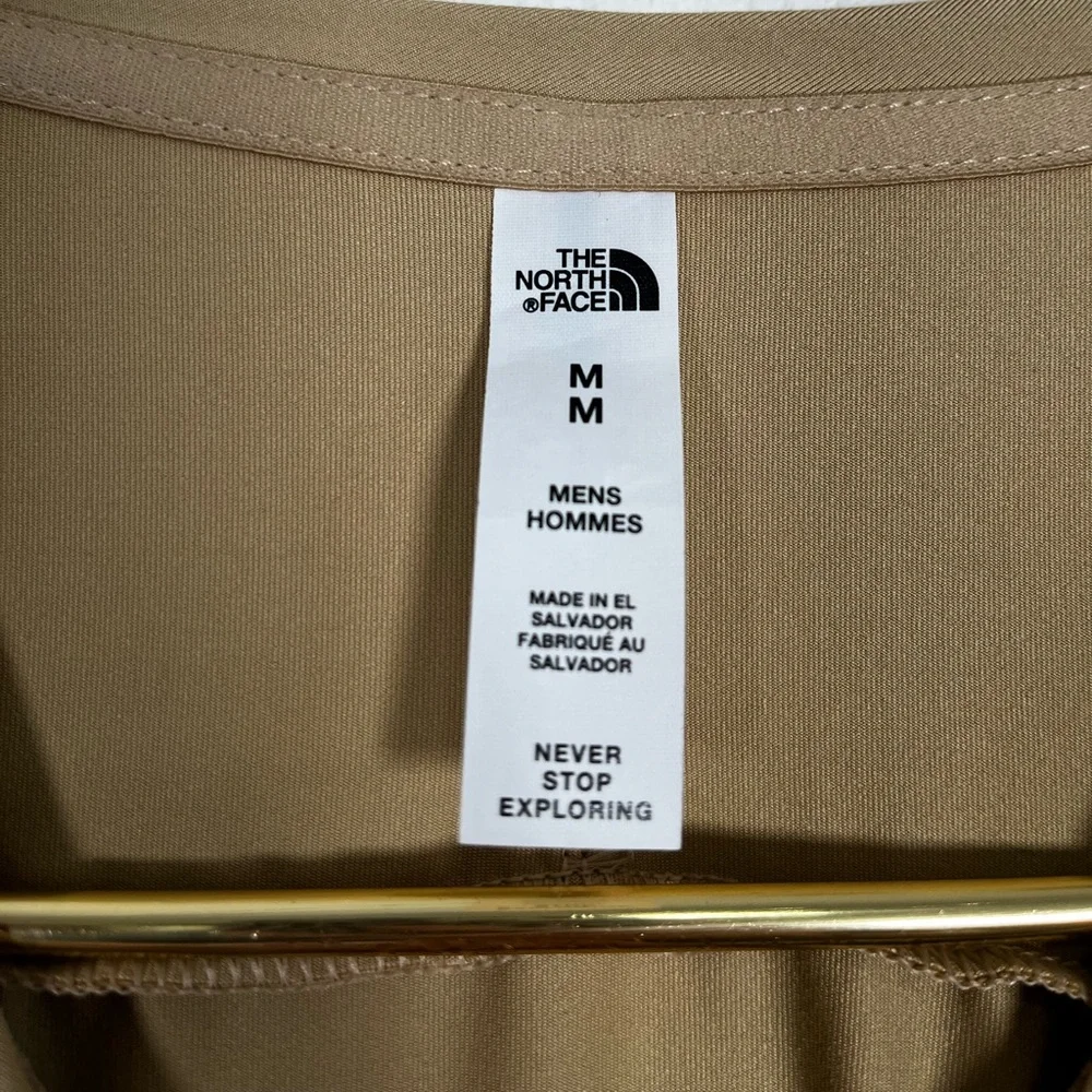 The North Face Men's Short Sleeve Tan Tee size medium new with tags